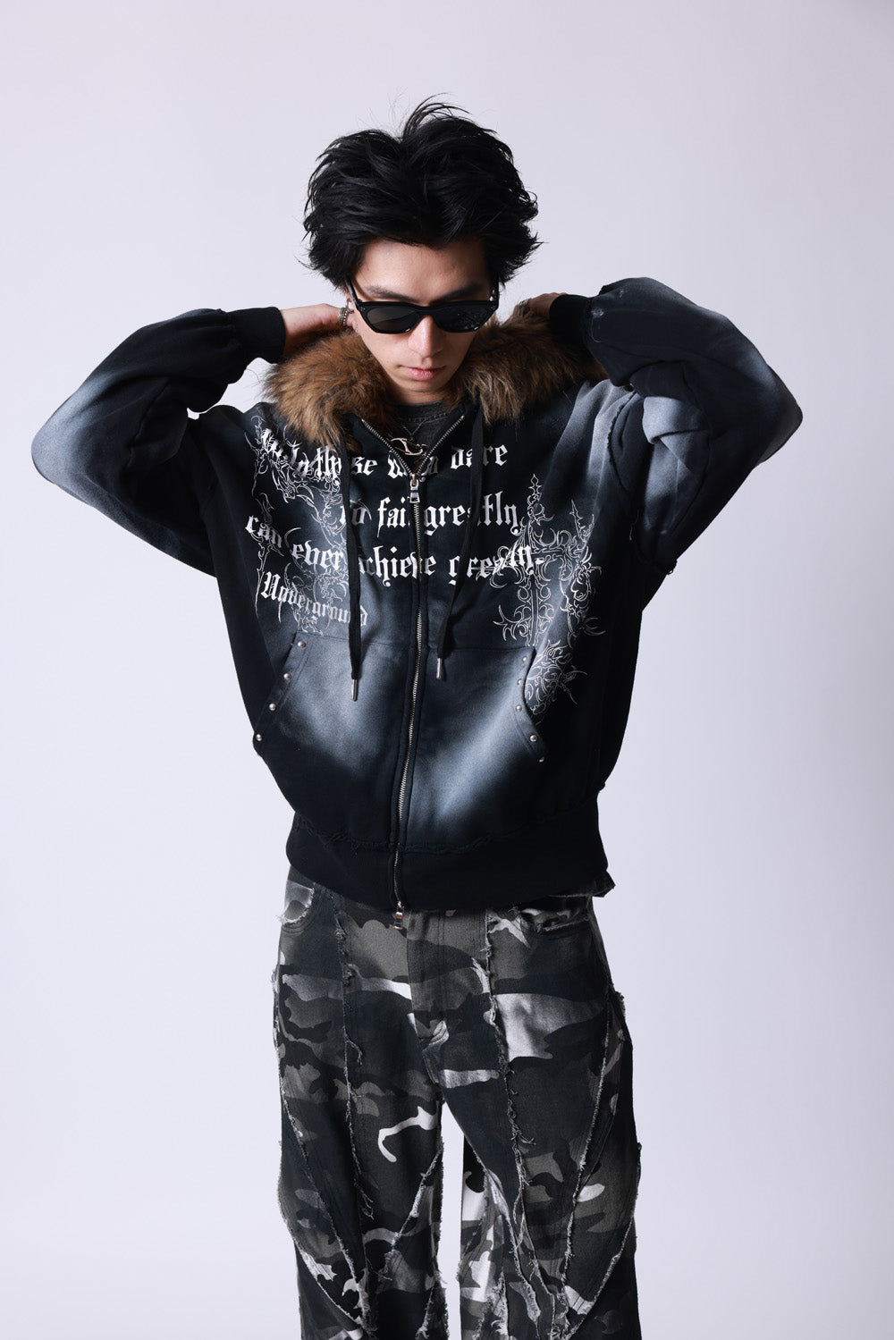 【P.N UNDERGROUND】ファー脱着スプレーZIPパーカー (735425)