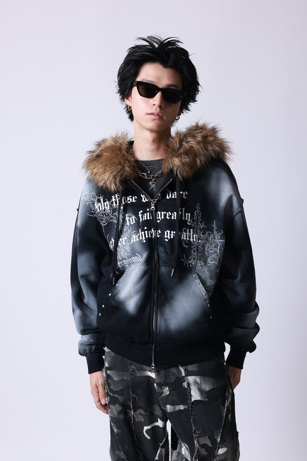 【P.N UNDERGROUND】ファー脱着スプレーZIPパーカー (735425)