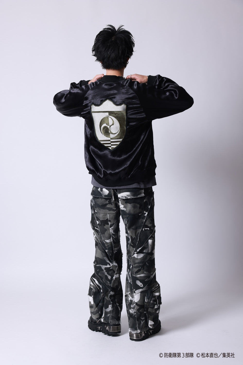 【P.N UNDERGROUND×怪獣8号】亜白 ミナ リバーシブルスカジャン (745101)