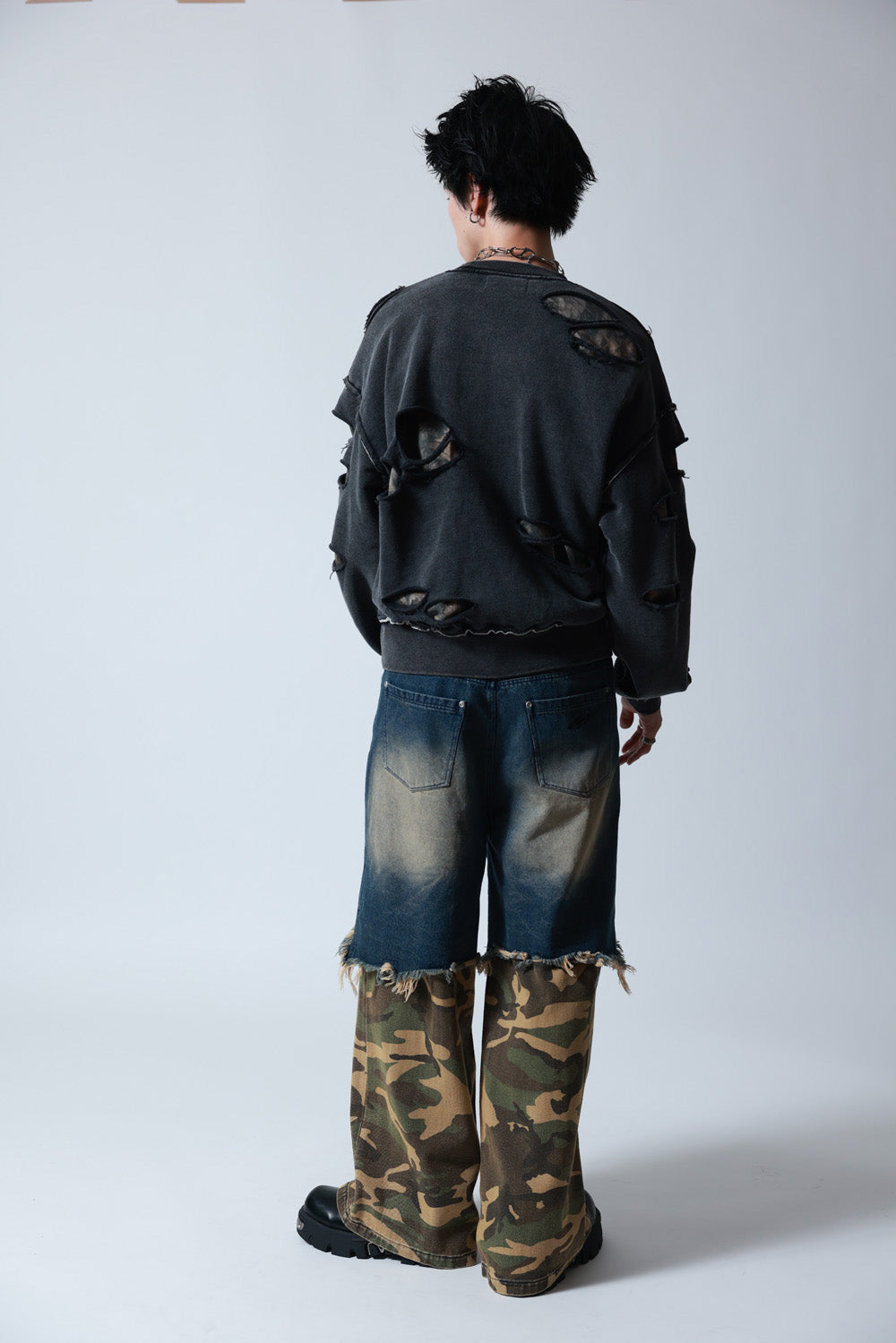 【P.N UNDERGROUND】ダメージレイヤード クルーネック (745404)