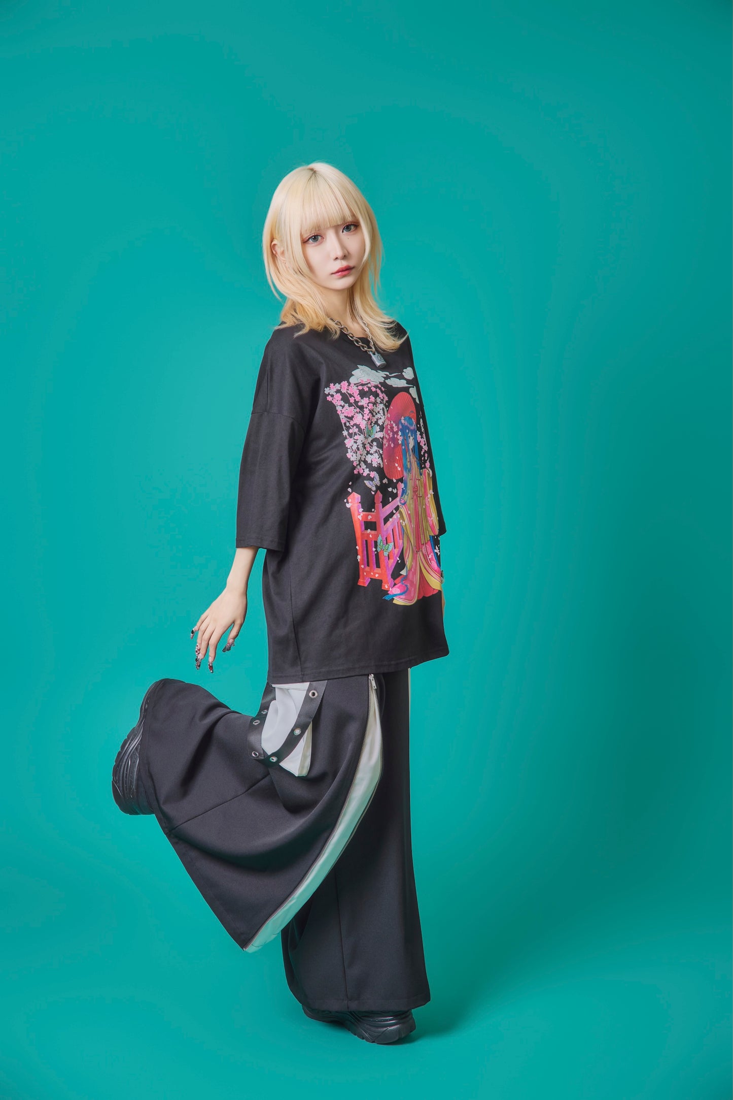 【PSYCHO NATION】× 寝田ルネ 桜着物TEE (735601)