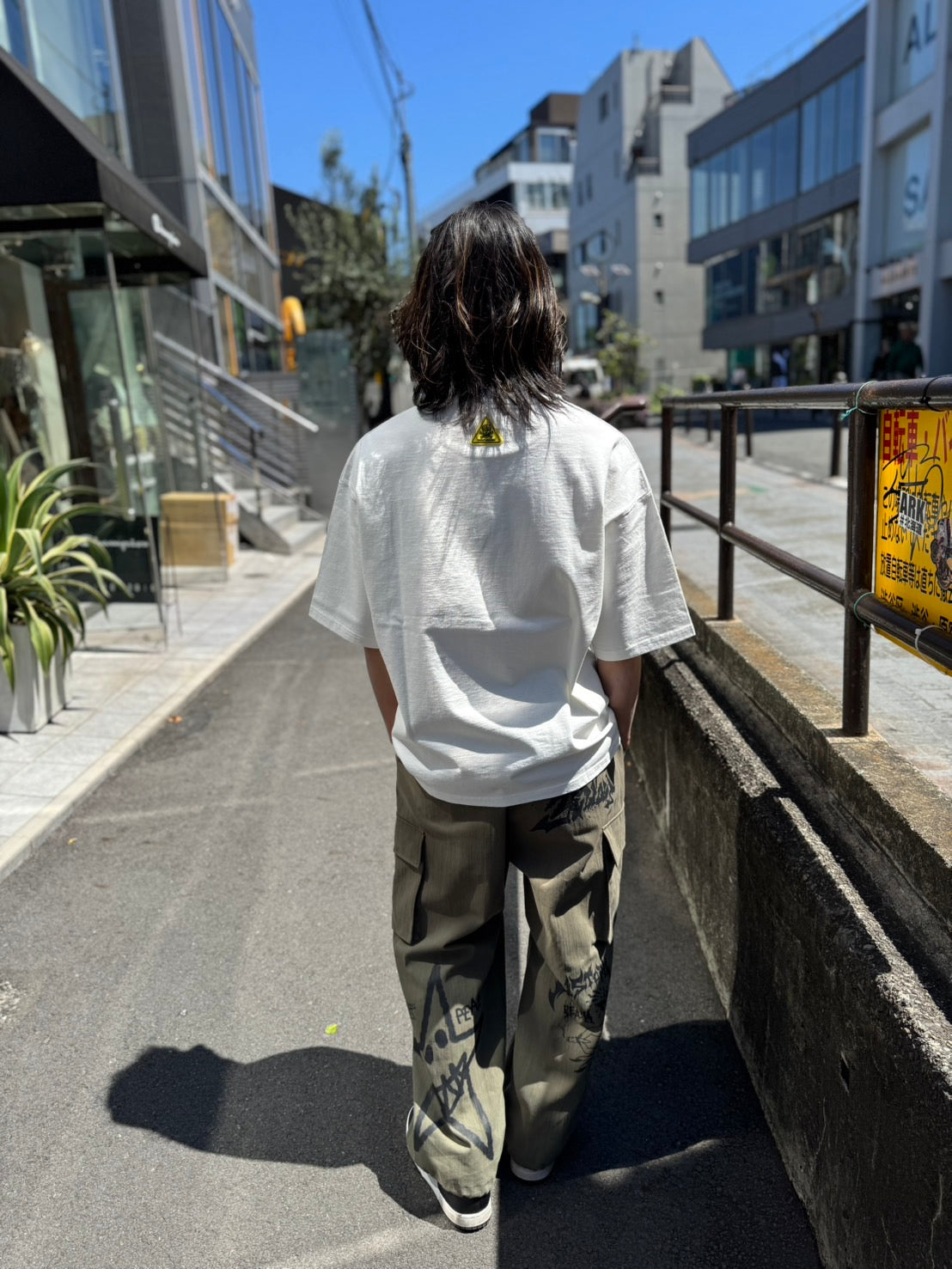 【Y.e(J)ow】ヴィンテージピグメント ROCKグラフィック TEE (125405)