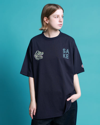 【YOIDORE】SAKEネオン TEE (826201)