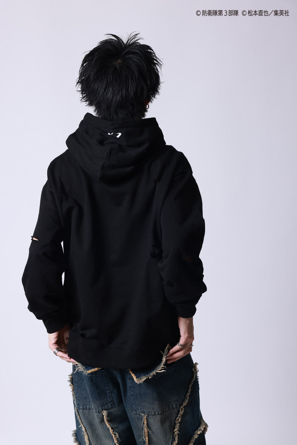 【P.N UNDERGROUND×怪獣８号】市川 レノ ダメージ パーカー (745507)