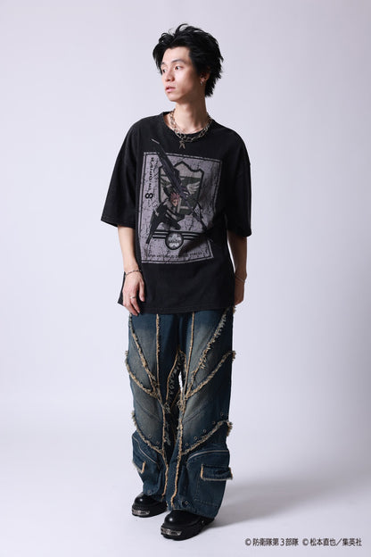 【P.N UNDERGROUND×怪獣８号】鳴海 弦ダメージ TEE (745607)