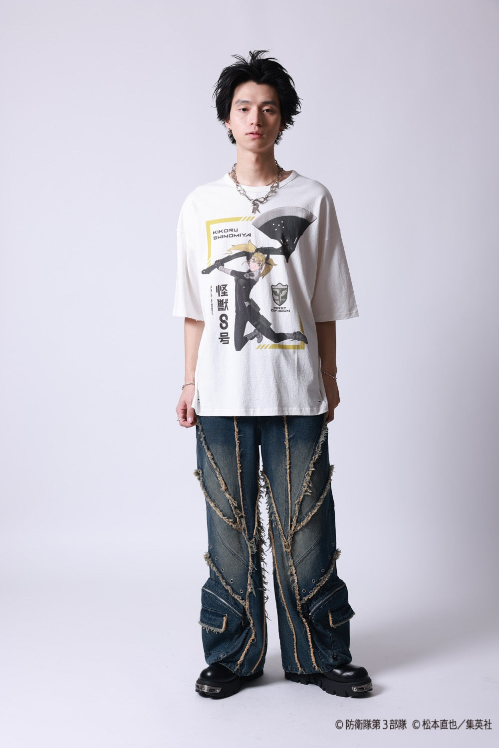 【P.N UNDERGROUND×怪獣８号】四ノ宮 キコル ダメージ TEE (745606)