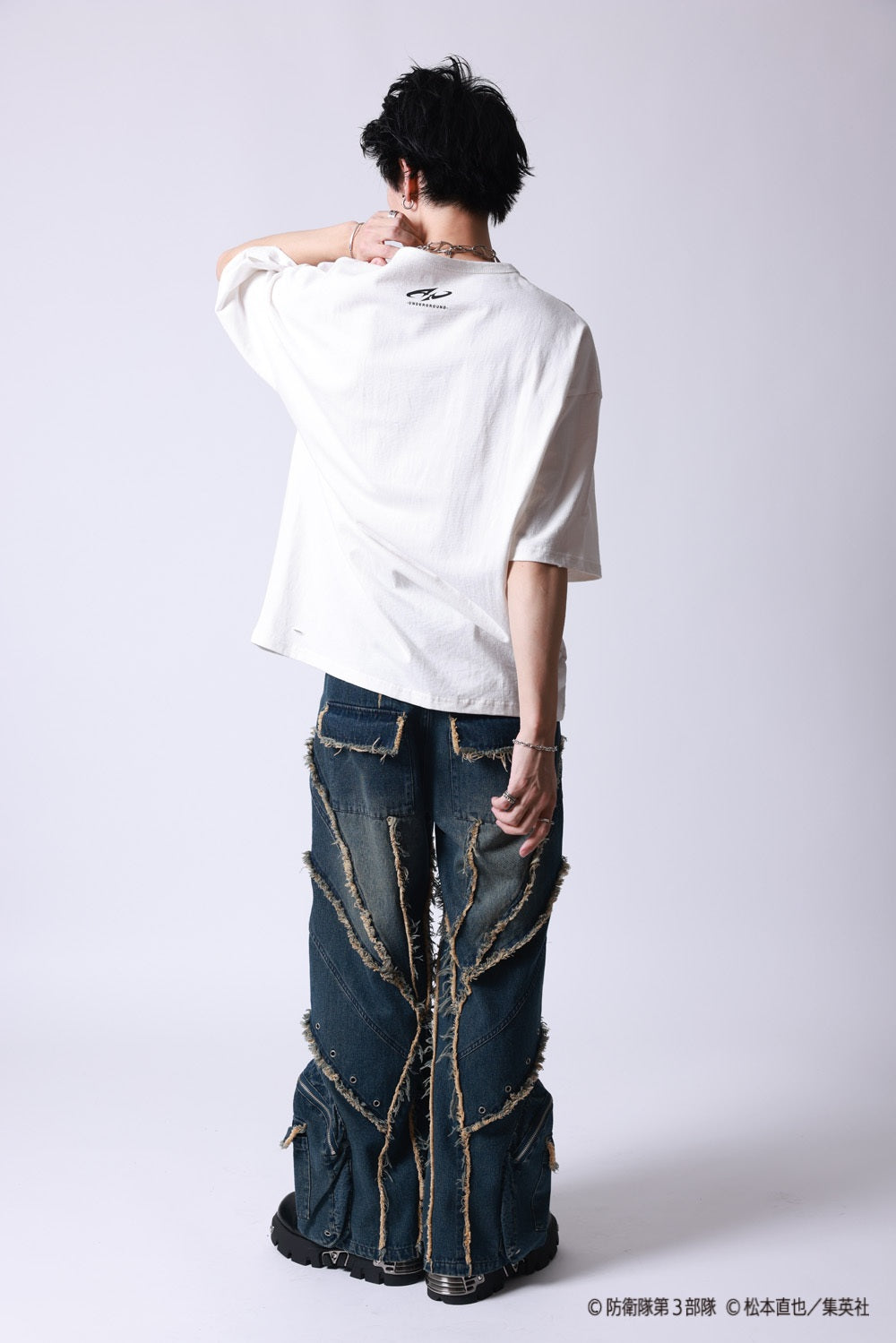 【P.N UNDERGROUND×怪獣８号】四ノ宮 キコル ダメージ TEE (745606)