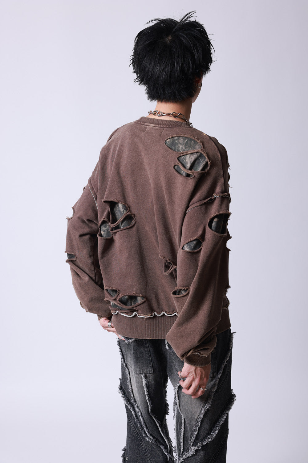 【P.N UNDERGROUND】ダメージレイヤード クルーネック (745404)