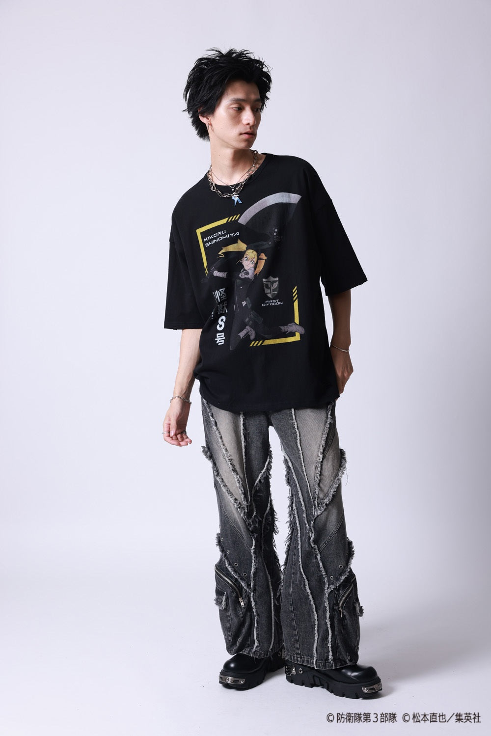 【P.N UNDERGROUND×怪獣８号】四ノ宮 キコル ダメージ TEE (745606)