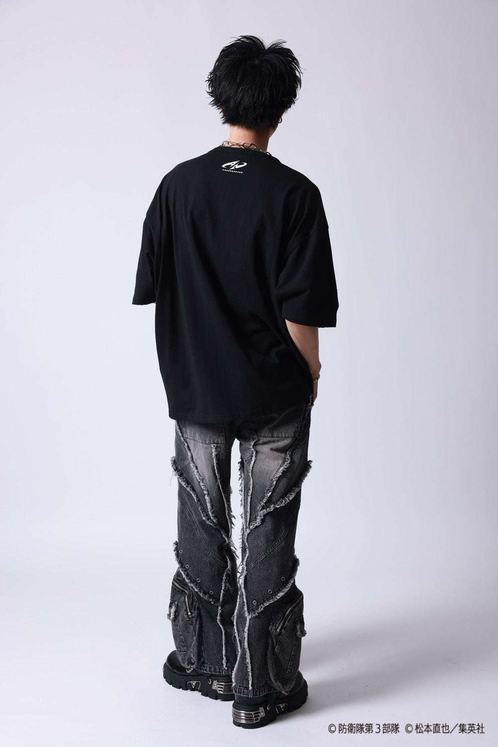 【P.N UNDERGROUND×怪獣８号】四ノ宮 キコル ダメージ TEE (745606)