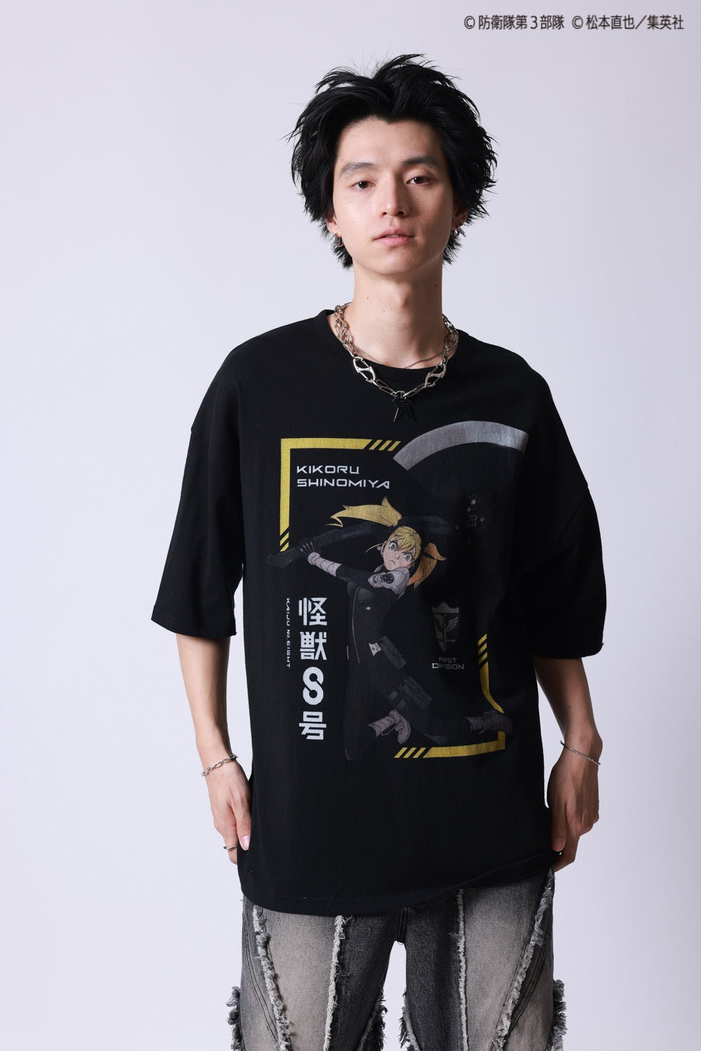 【P.N UNDERGROUND×怪獣８号】四ノ宮 キコル ダメージ TEE (745606)