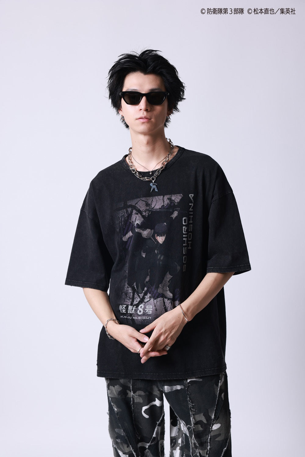 P.N UNDERGROUND＿怪獣8号】保科 宗四郎 ダメージ TEE (745605