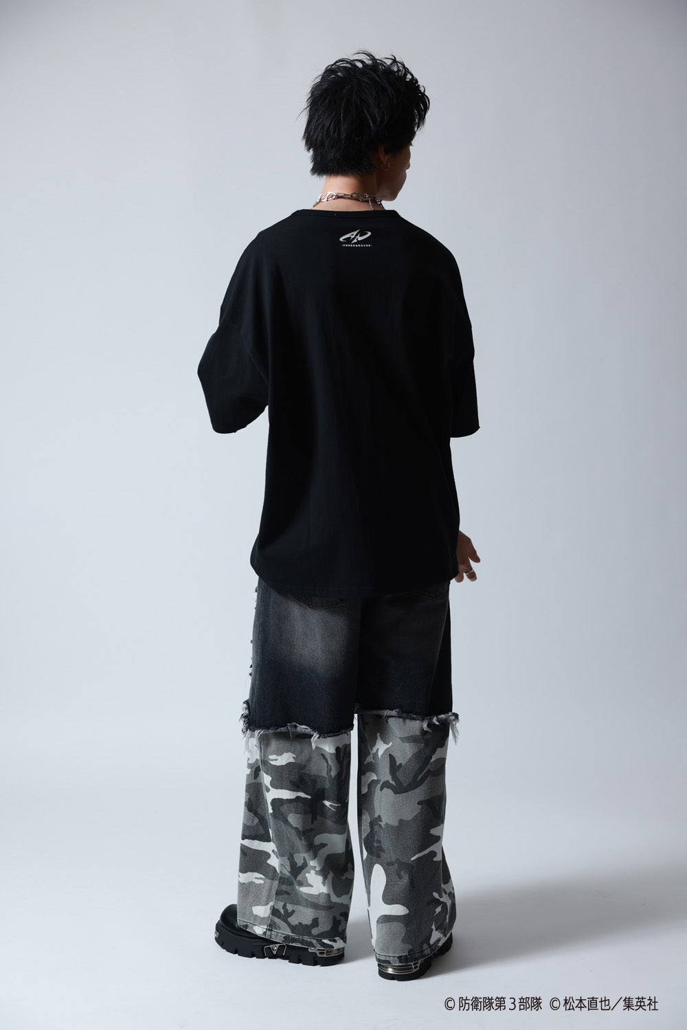 【P.N UNDERGROUND×怪獣８号】保科 宗四郎 ダメージ TEE (745605)