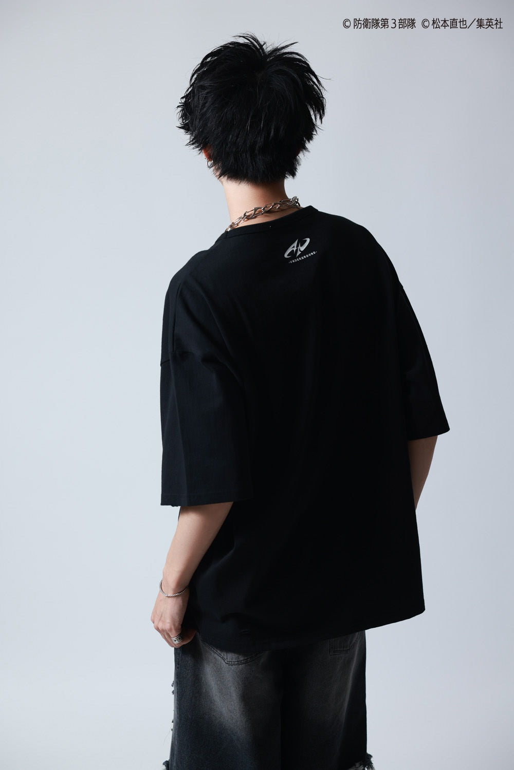 P.N UNDERGROUND＿怪獣8号】保科 宗四郎 ダメージ TEE (745605