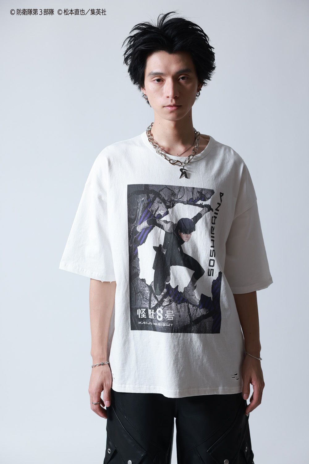 P.N UNDERGROUND＿怪獣8号】保科 宗四郎 ダメージ TEE (745605