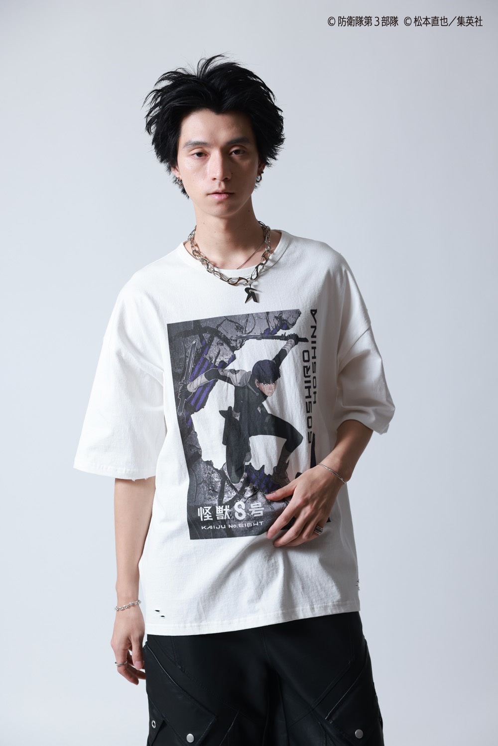 P.N UNDERGROUND＿怪獣8号】保科 宗四郎 ダメージ TEE (745605