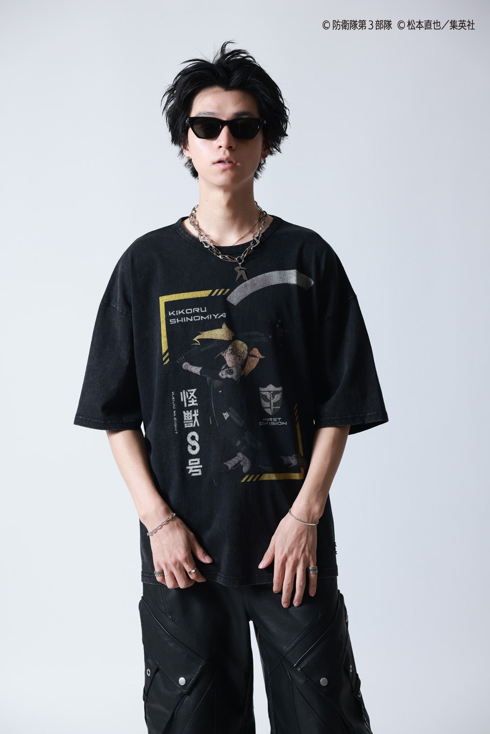 【P.N UNDERGROUND×怪獣８号】四ノ宮 キコル ダメージ TEE (745606)