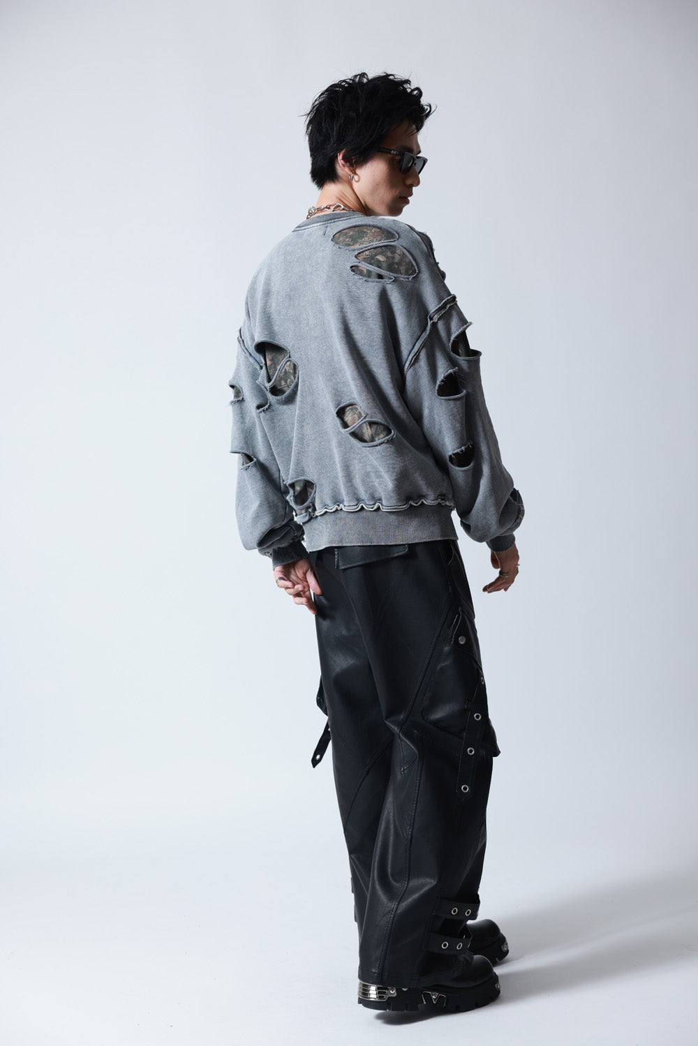 【P.N UNDERGROUND】ダメージレイヤード クルーネック (745404)