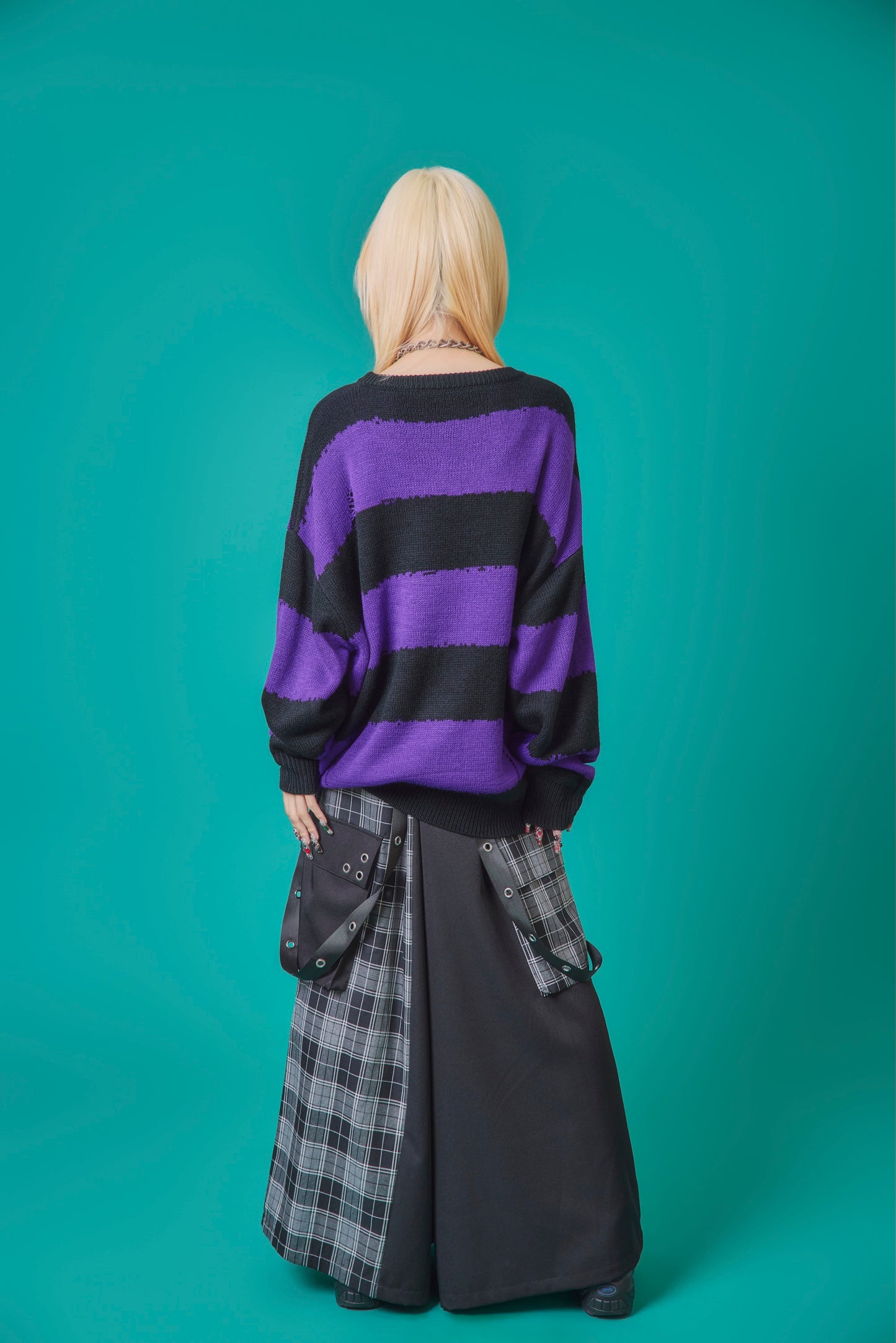 【PSYCHO NATION】スカルボーダー ダメージクルーネックニット(745200)