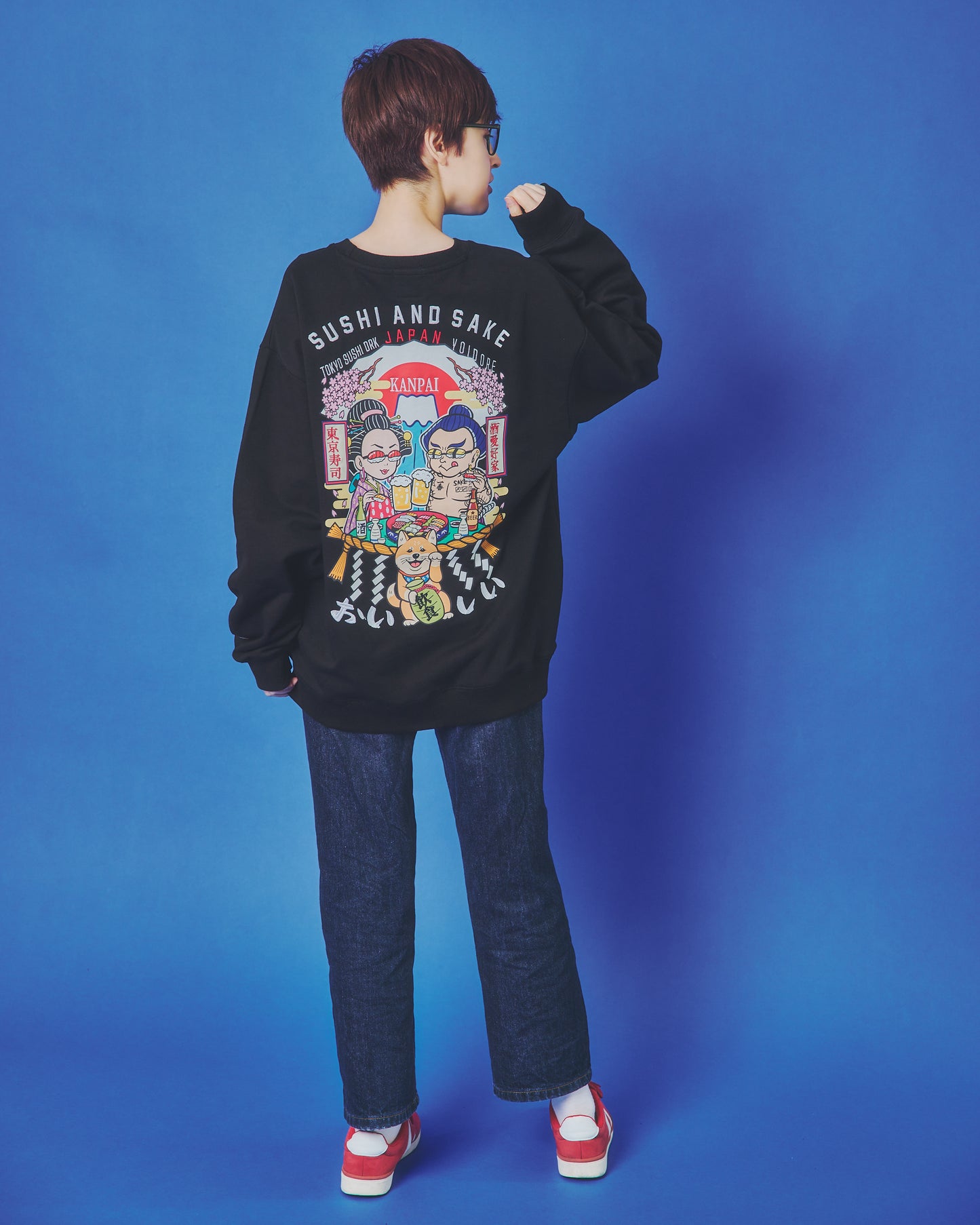 【YOIDORE】 東京スシダラケ コラボ クルーネックスウェット (845611)