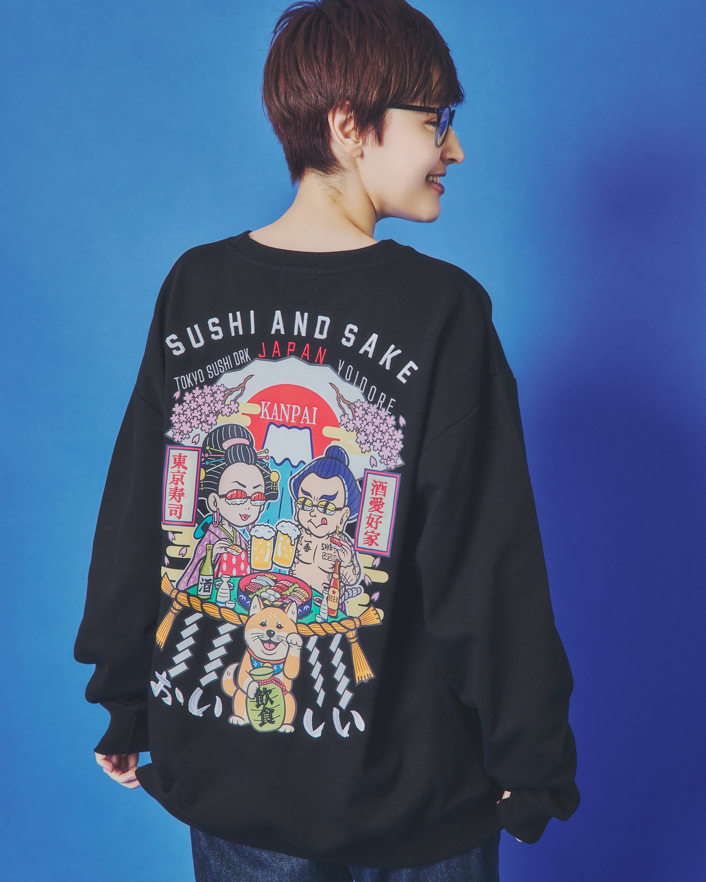 【YOIDORE】 東京スシダラケ コラボ クルーネックスウェット (845611)
