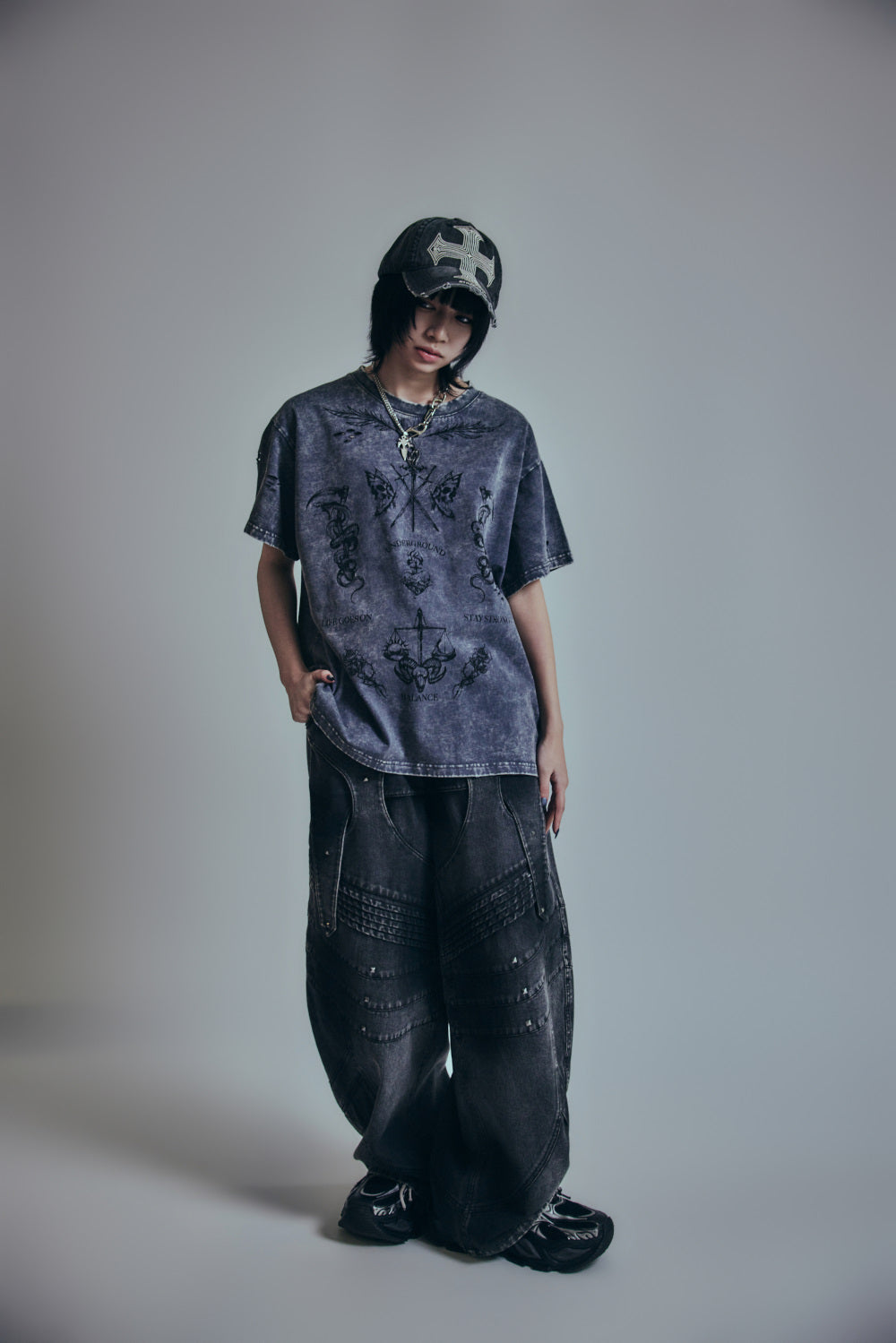 【P.N UNDERGROUND】TATTOOダメージTEE (726405)