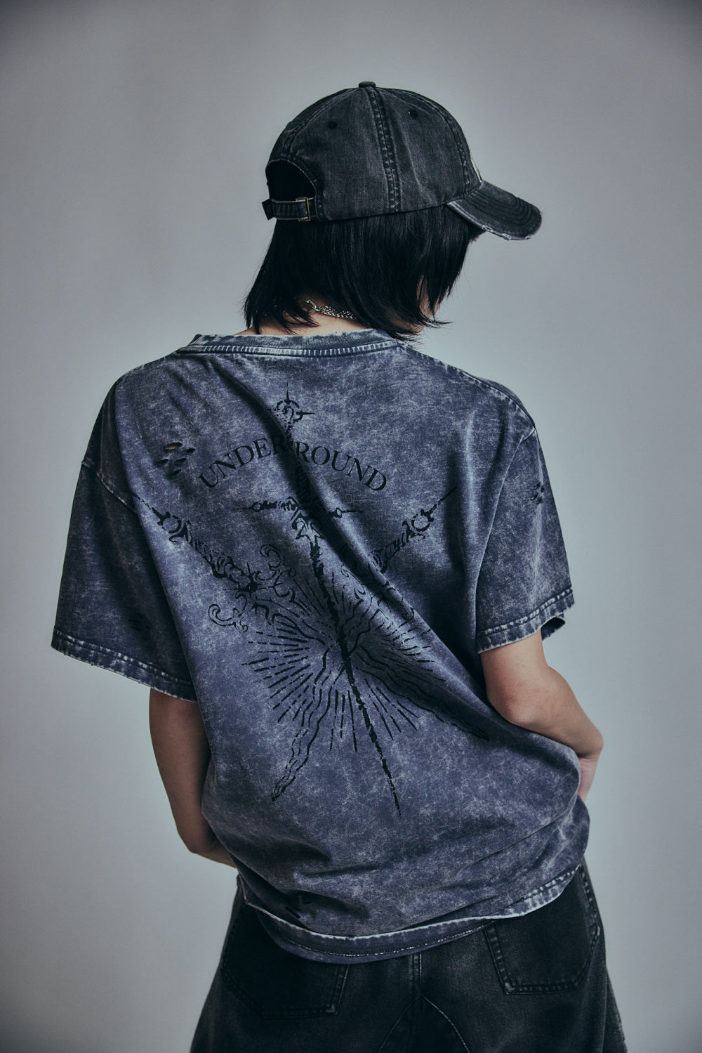 【P.N UNDERGROUND】TATTOOダメージTEE (726405)