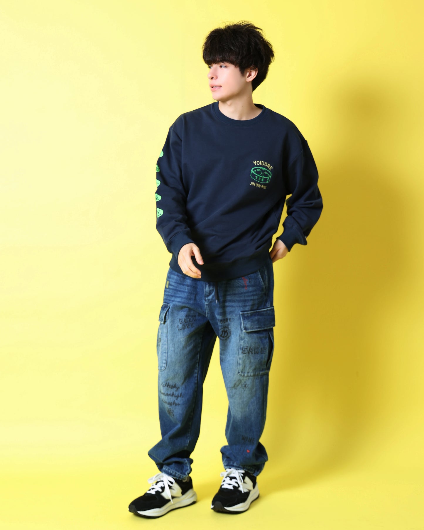 【YOIDORE】ジンディンロウ コラボ クルーネックスウェット (816604)