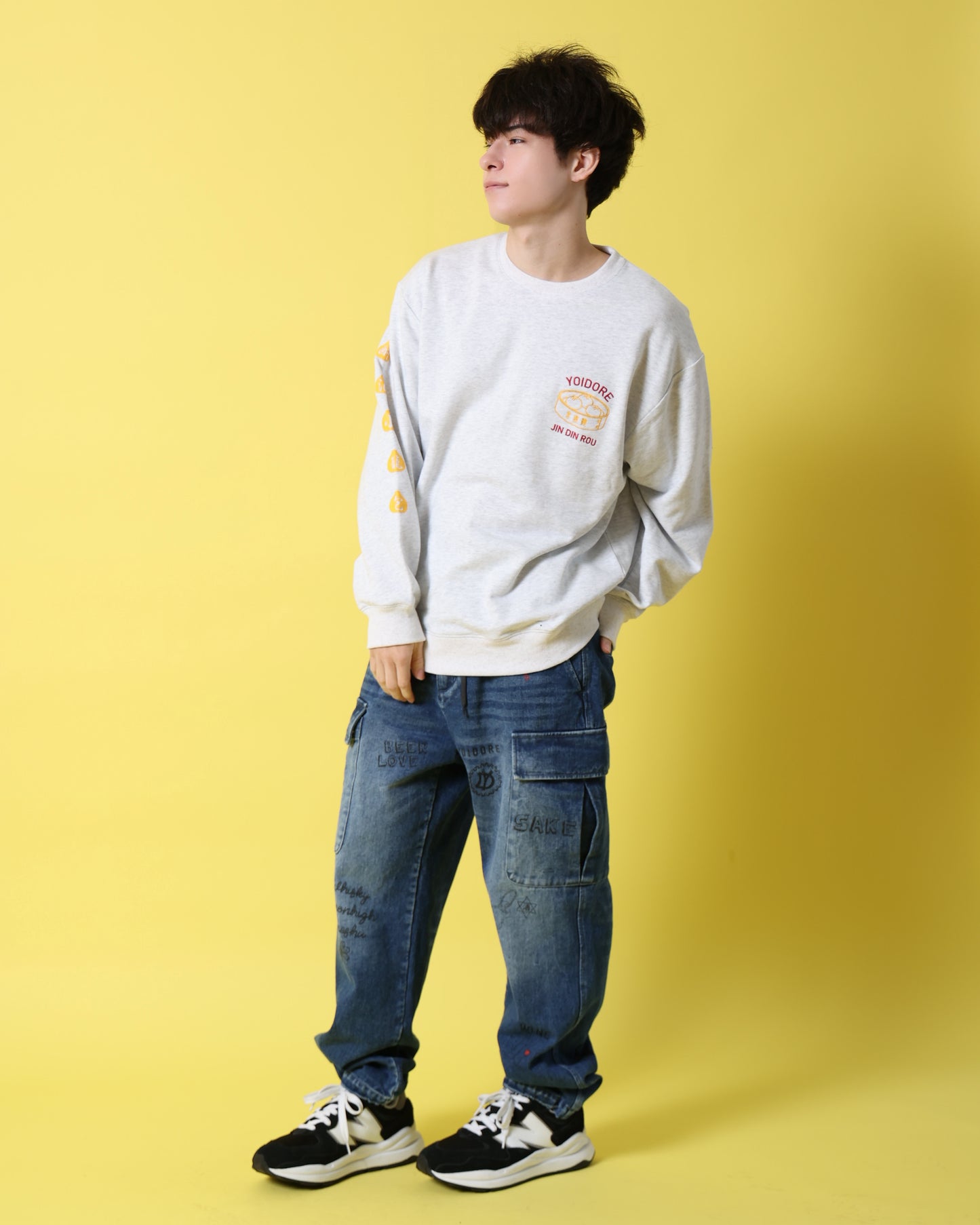 【YOIDORE】ジンディンロウ コラボ クルーネックスウェット (816604)