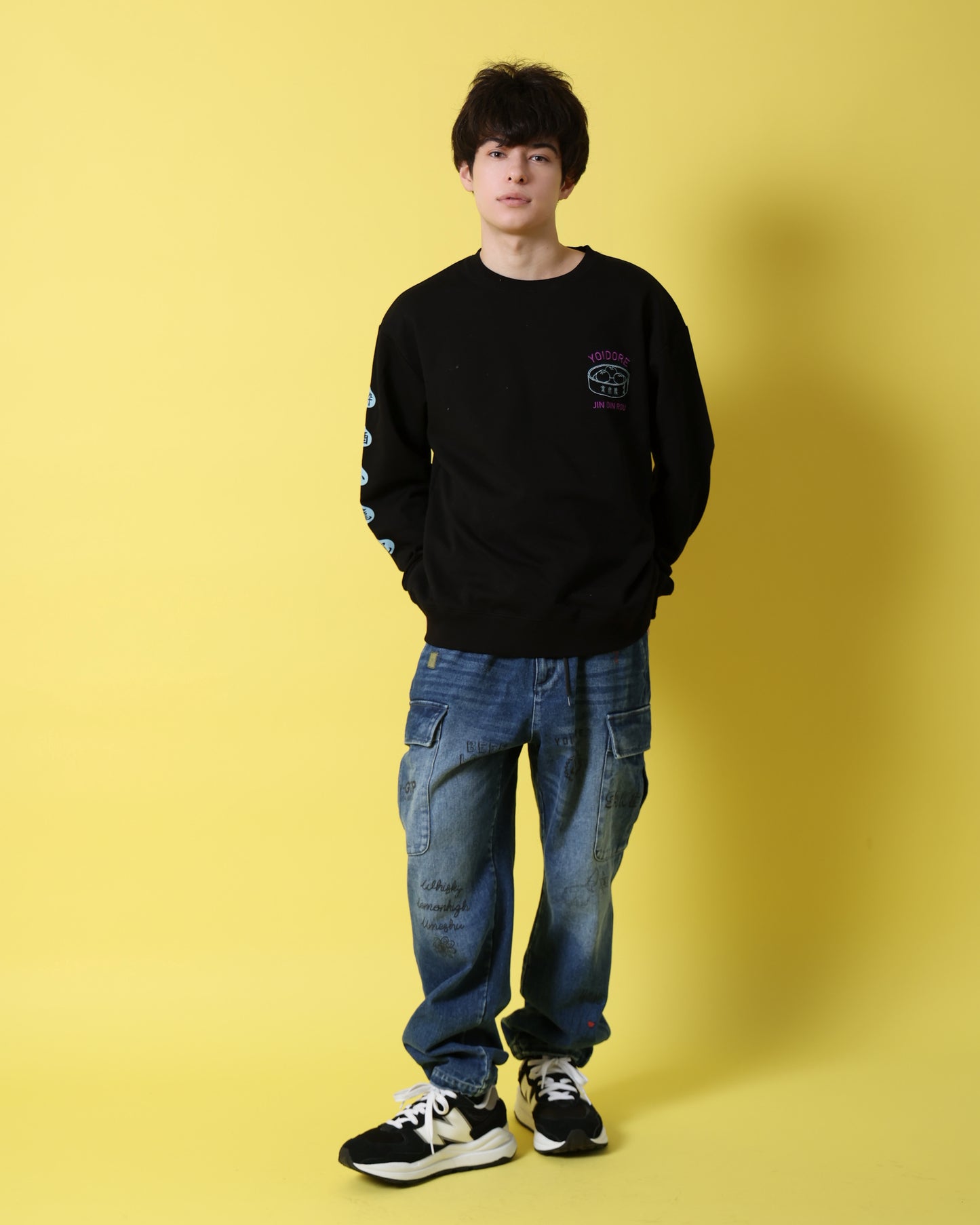 【YOIDORE】ジンディンロウ コラボ クルーネックスウェット (816604)