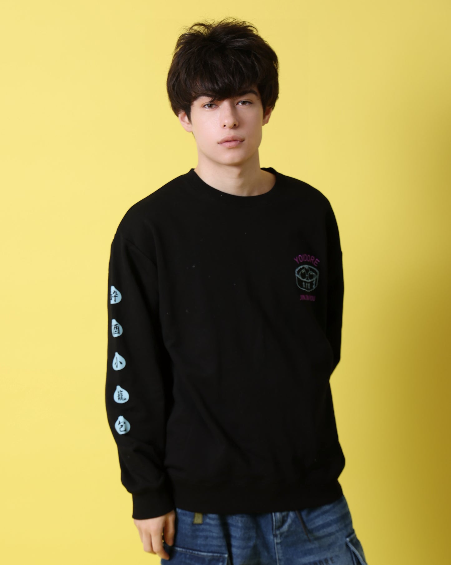 【YOIDORE】ジンディンロウ コラボ クルーネックスウェット (816604)