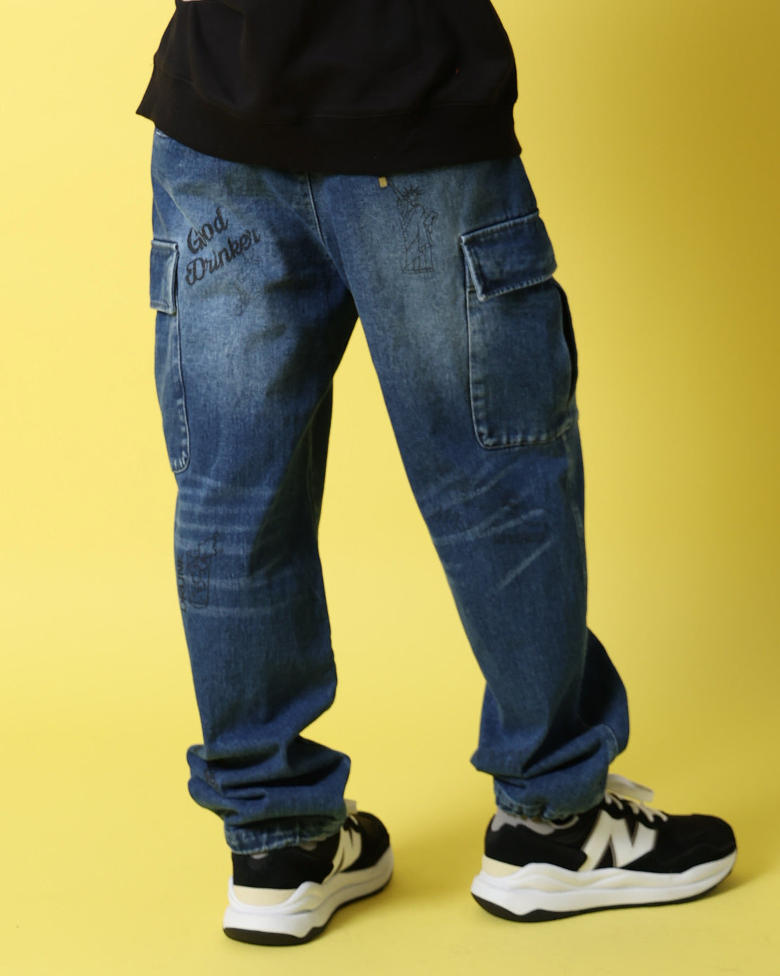 【YOIDORE】 ヴィンテージ栓抜き らくがき カーゴパンツ (816003)