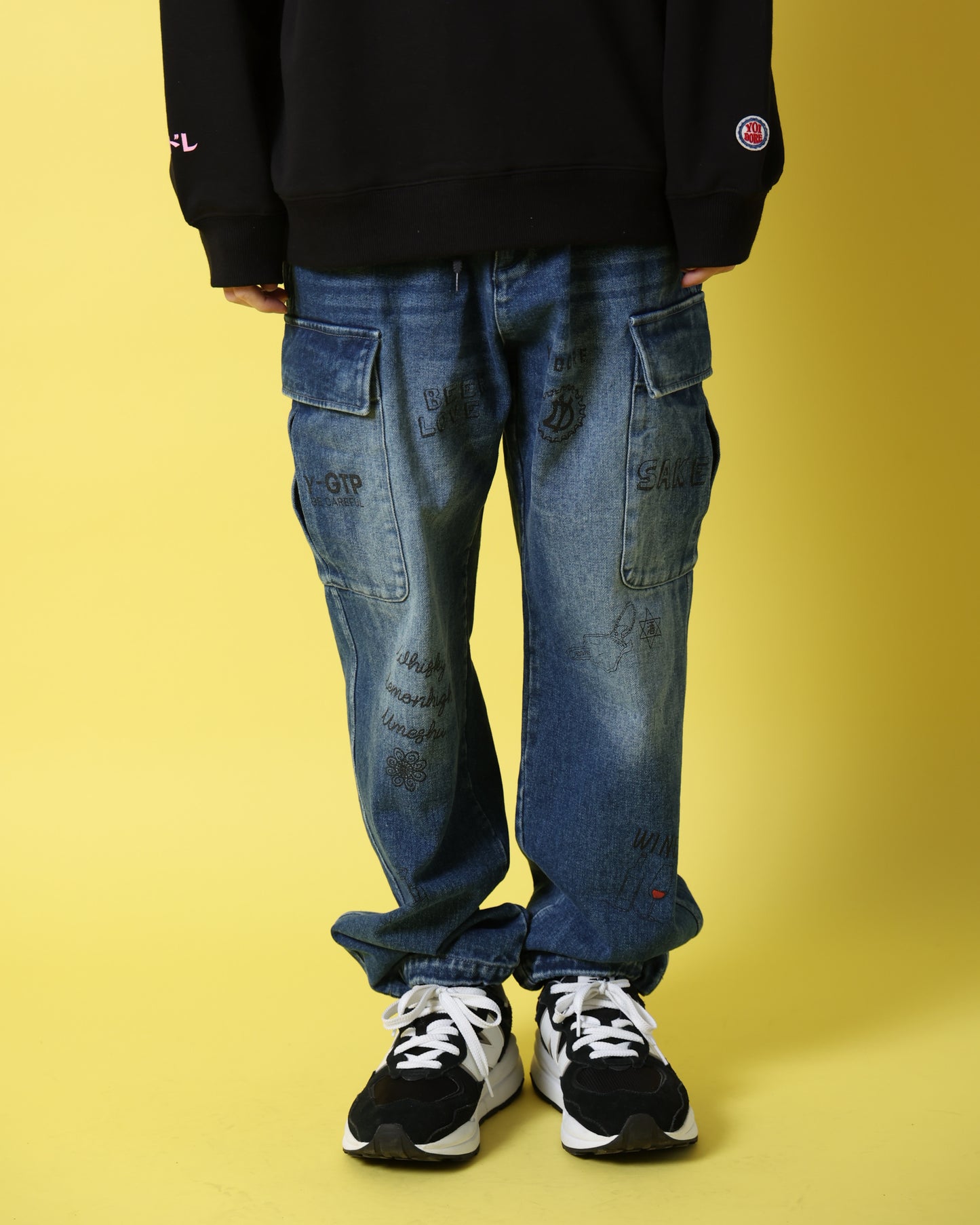 【YOIDORE】 ヴィンテージ栓抜き らくがき カーゴパンツ (816003)