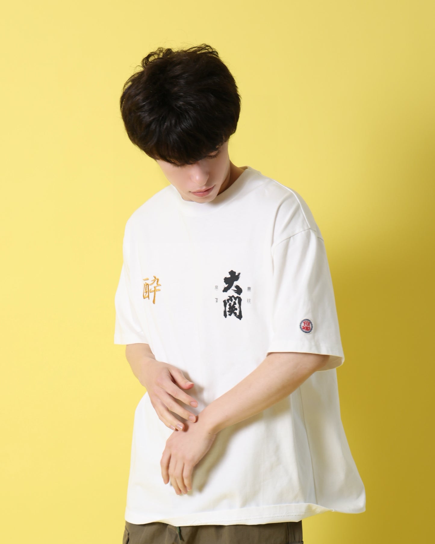 【YOIDORE】大関 はこのさけ コラボ TEE (845509)