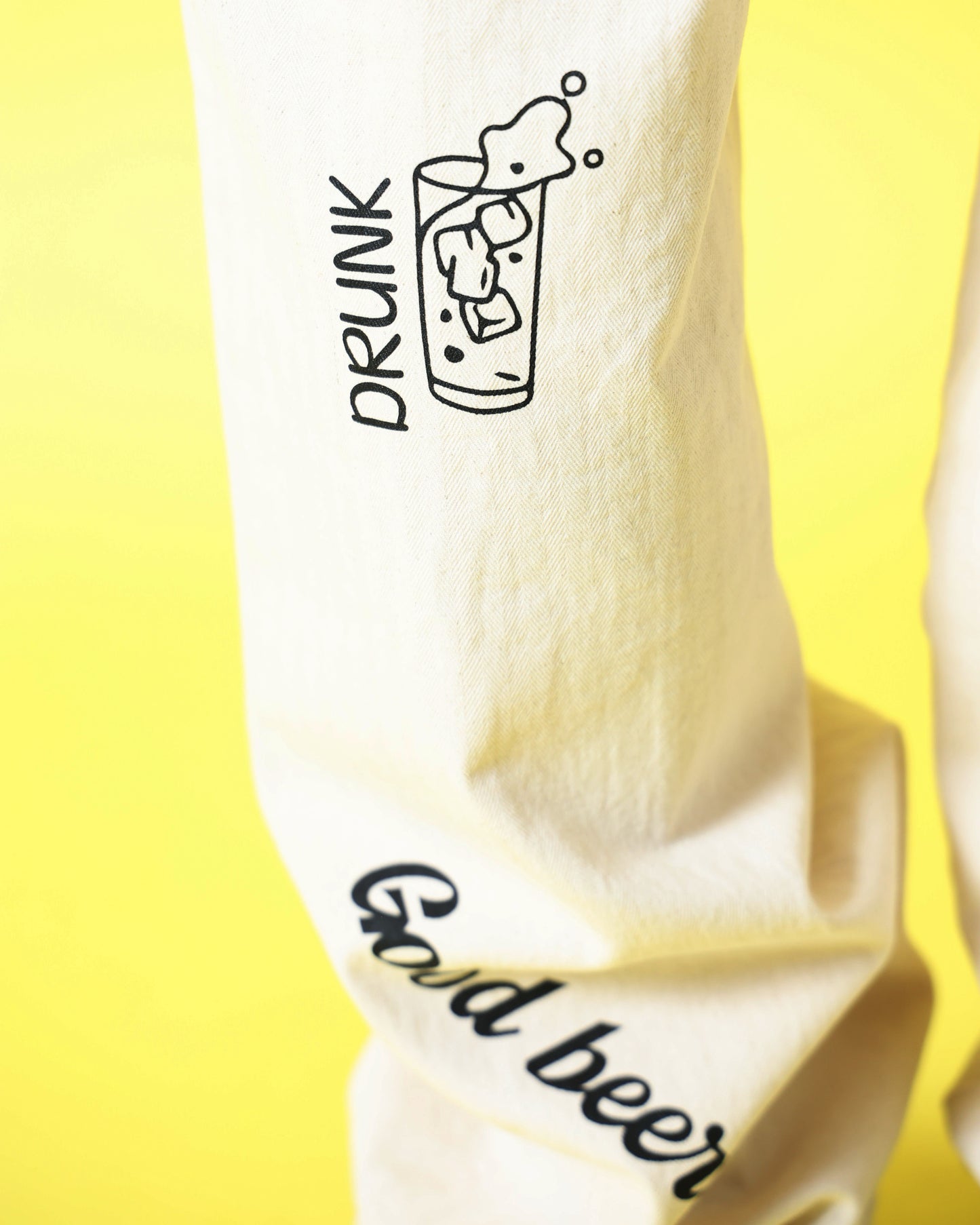 【YOIDORE】 ヴィンテージ栓抜き らくがき カーゴパンツ (816003)