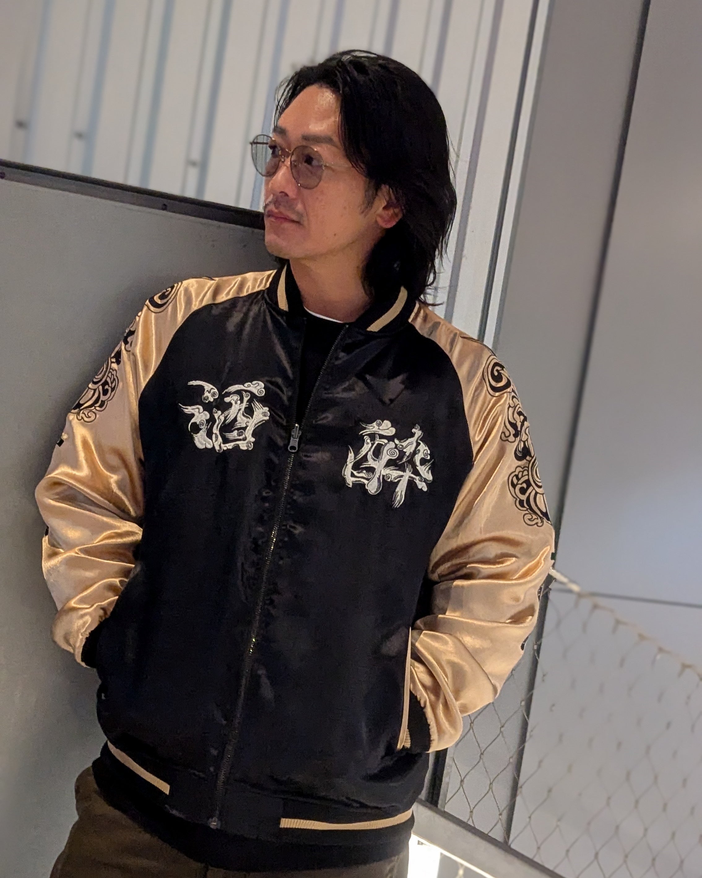 YOIDORE】忍者と刀 リバーシブルスカジャン (815100) – ring