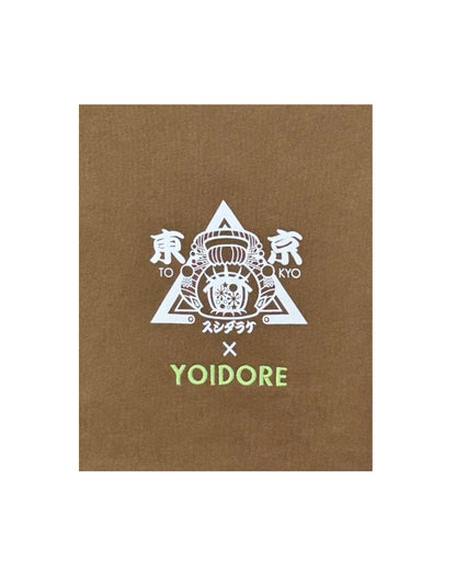 【YOIDORE】 東京スシダラケ コラボ クルーネックスウェット (845611)